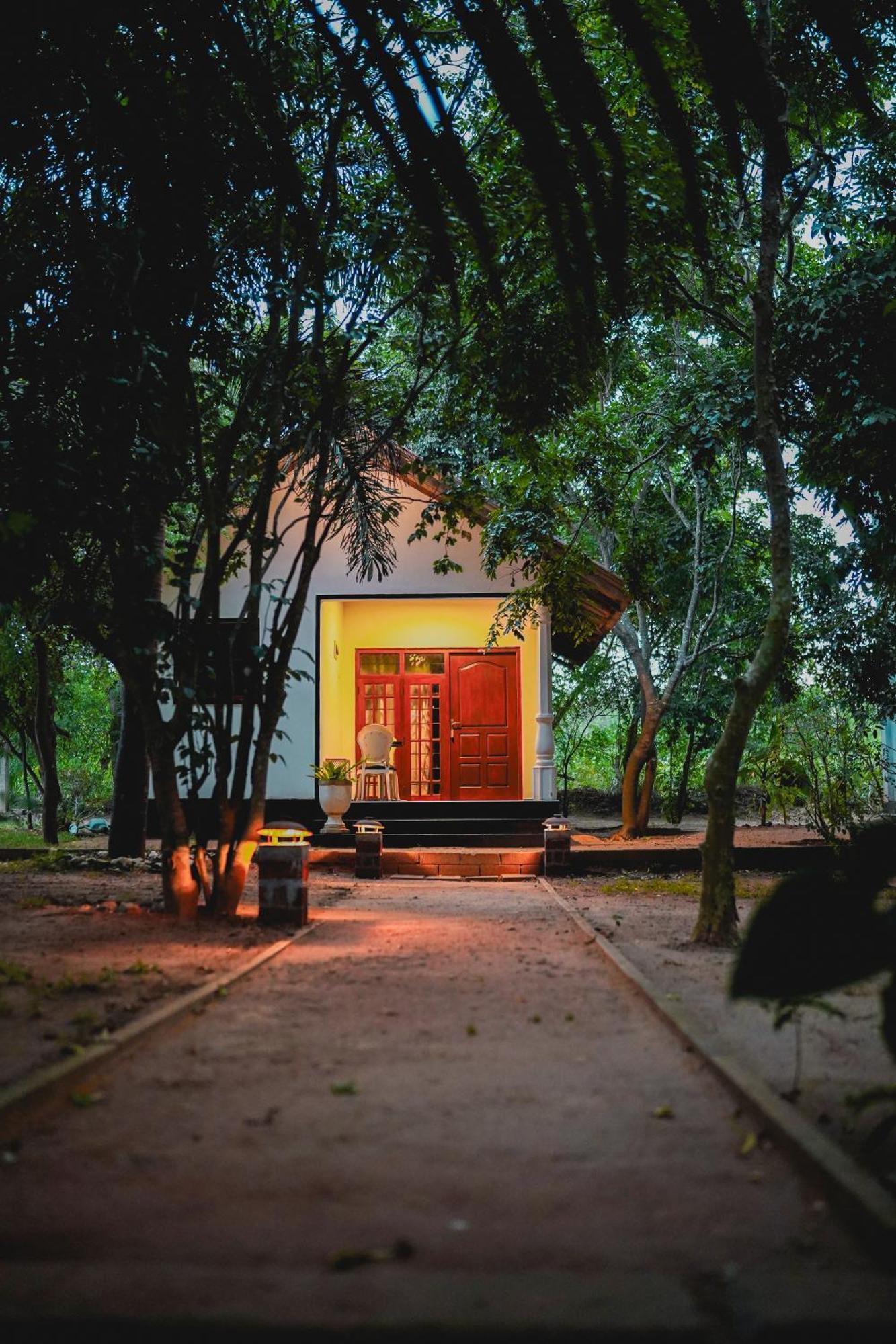 Ceylon Amigos Eco Resort Sigiriya Exterior photo